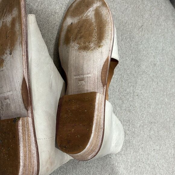 Free People Mont Blanc Dove Grey Leather Asymmetrical Sandal Size 37.5 - Picture 5 of 6